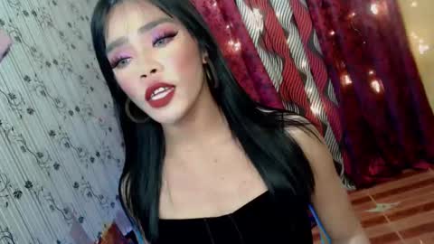 Snapshot of sultry_sirenxx chatting on December 2024 02:33:01 PM sultry_sirenxx online show from December 2024 02:33:01 PM