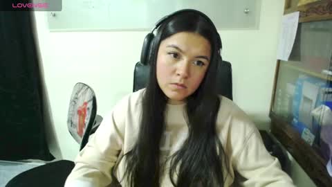 summer_girls01 online show from February 2025 04:11:02 AM