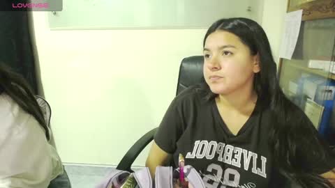 summer_girls01 online show from February 2025 10:14:02 PM