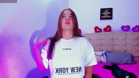 summer_girls01 online show from January 2026 03:09:02 AM