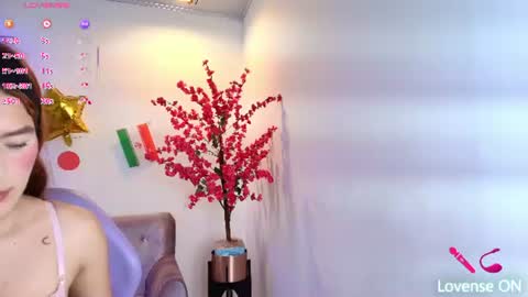 Snapshot of summer_miller chatting on June 2026 11:36:02 AM summer_miller online show from June 2026 11:36:02 AM