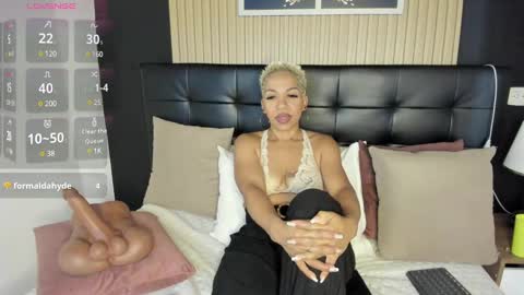 Summer online show from February 2025 01:53:02 PM