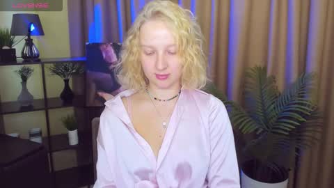 Snapshot of summerjem chatting on November 2025 08:36:02 AM summerjem online show from November 2025 08:36:02 AM