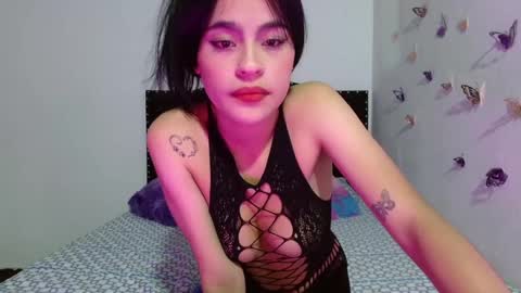 Snapshot of summerpurple chatting on September 2025 02:22:02 AM SUMMER online show from September 2025 02:22:02 AM