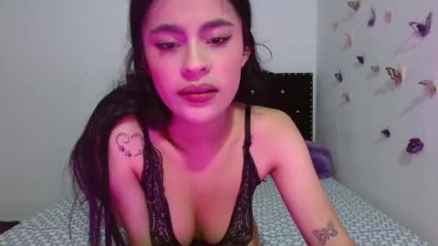 Snapshot of summerpurple chatting on September 2025 01:50:01 AM SUMMER online show from September 2025 01:50:01 AM