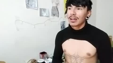 sun_apolo online show from January 2025 01:17:01 AM