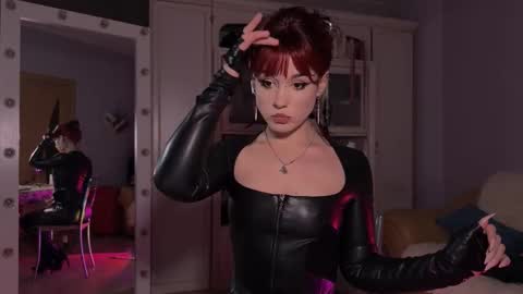 Miss Nelly online show from January 2026 06:57:01 PM