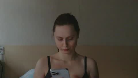 Olivia online show from May 2026 06:13:01 PM