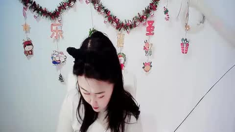 Snapshot of sun_yummy chatting on December 2024 05:12:01 AM Lucis online show from December 2024 05:12:01 AM