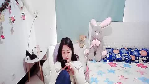 Snapshot of sun_yummy chatting on January 2025 05:30:02 AM Lucis online show from January 2025 05:30:02 AM
