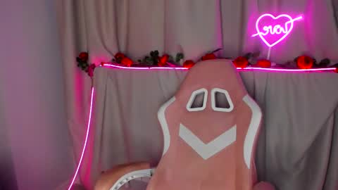 Elen online show from February 2025 08:37:01 AM