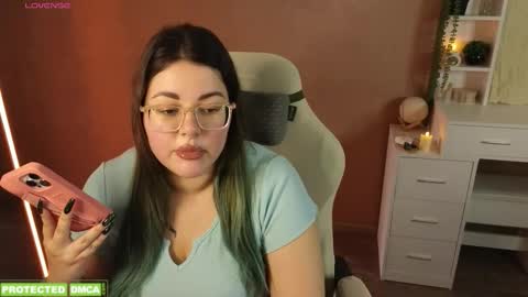 Tina. Im topless model  online show from November 2025 08:58:02 AM