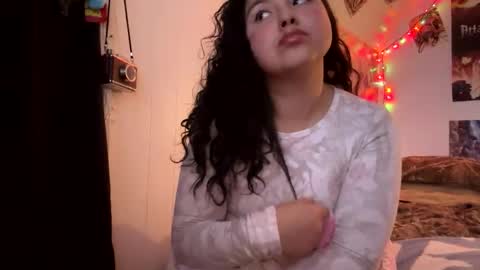 Snapshot of sunflowerxo chatting on October 2025 05:41:02 AM Sofie online show from October 2025 05:41:02 AM