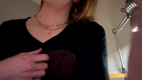 sunfun1992 online show from January 2025 02:14:01 AM