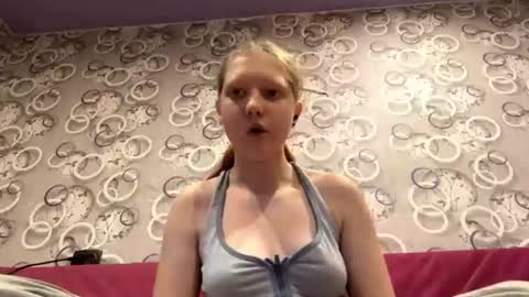 Snapshot of sungpiggott chatting on July 2026 04:57:02 PM sungpiggott online show from July 2026 04:57:02 PM