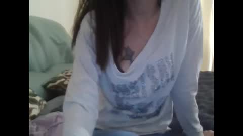 Snapshot of suni_bitch chatting on March 2025 09:40:01 AM suni online show from March 2025 09:40:01 AM