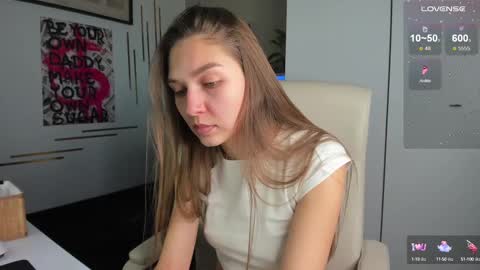 Sofia online show from February 2025 01:44:01 PM