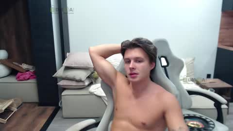 Alice and Sergey online show from October 2025 10:21:02 PM