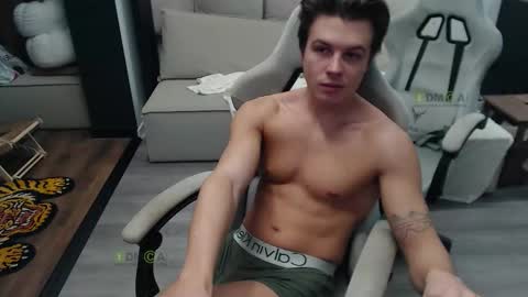 Snapshot of sunny1girl chatting on December 2025 08:45:01 AM Alice and Sergey online show from December 2025 08:45:01 AM