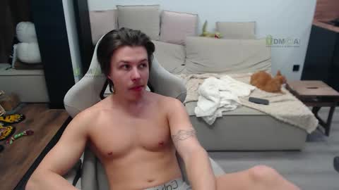 Snapshot of sunny1girl chatting on February 2026 07:01:01 AM Alice and Sergey online show from February 2026 07:01:01 AM