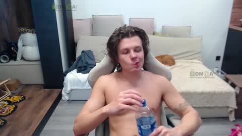 Snapshot of sunny1girl chatting on February 2026 10:58:02 AM Alice and Sergey online show from February 2026 10:58:02 AM