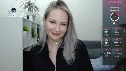 Naomi online show from December 2024 05:29:02 PM