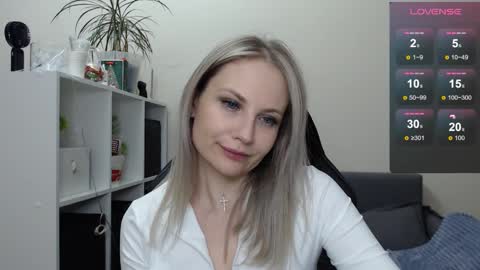 Naomi online show from January 2025 01:26:02 AM