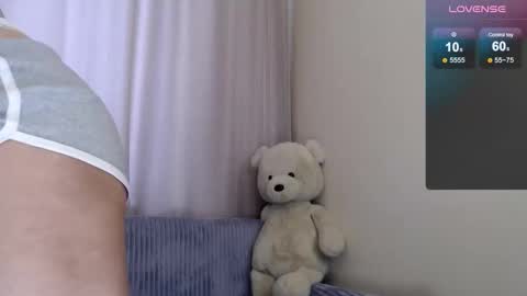 Snapshot of sunny_bunny6 chatting on February 2026 05:45:01 AM Naomi online show from February 2026 05:45:01 AM