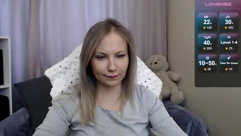 Snapshot of sunny_bunny6 chatting on February 2026 06:39:02 AM Naomi online show from February 2026 06:39:02 AM