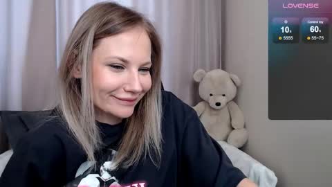 Snapshot of sunny_bunny6 chatting on March 2026 05:08:02 AM Naomi online show from March 2026 05:08:02 AM