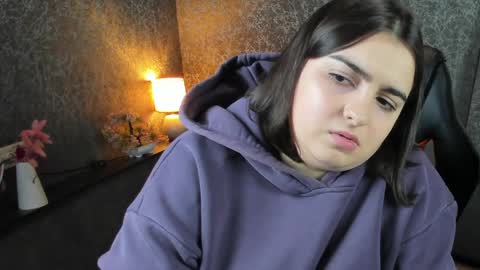 Sunny online show from March 2026 11:32:02 AM