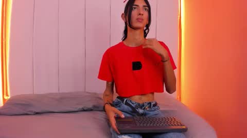 Snapshot of sunny_os chatting on January 2026 08:03:02 PM Sunny online show from January 2026 08:03:02 PM