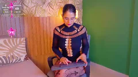 Snapshot of sunny_river chatting on June 2026 01:19:02 PM Sunny River online show from June 2026 01:19:02 PM