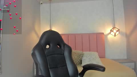  S U N N Y online show from February 2026 11:49:02 AM