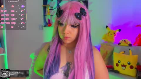     RAVENCLAU GIRL  online show from September 2025 12:18:02 PM
