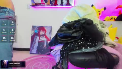     RAVENCLAU GIRL  online show from October 2025 12:15:02 PM