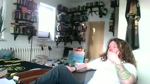 sunr1sa online show from March 2026 07:23:02 AM