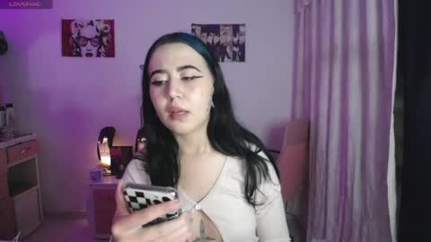 Snapshot of sunset_pienk chatting on May 2026 03:13:01 AM Sunset online show from May 2026 03:13:01 AM