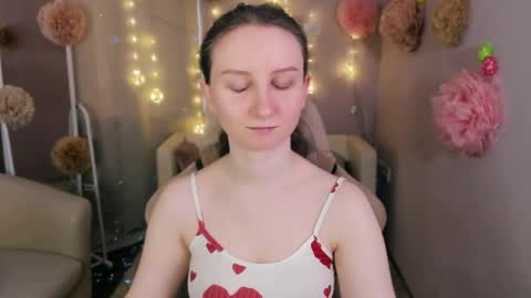 Snapshot of sunshine_blaze chatting on April 2026 01:35:01 PM Alice online show from April 2026 01:35:01 PM