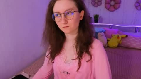 Snapshot of sunshine_blaze chatting on May 2026 02:33:01 PM Alice online show from May 2026 02:33:01 PM