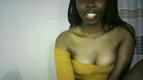 Snapshot of sunshine_g chatting on April 2026 05:02:02 PM Sunshine online show from April 2026 05:02:02 PM