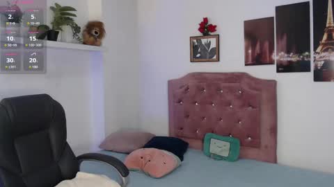 Snapshot of sunshine_gh1 chatting on December 2024 11:49:02 AM Sunshine online show from December 2024 11:49:02 AM