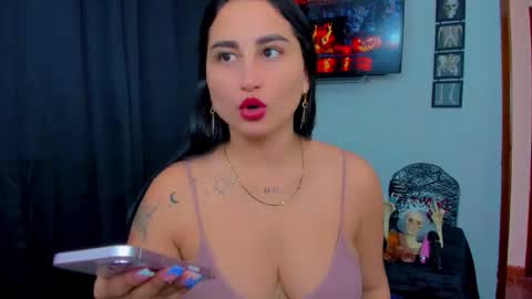 Andrea Rodriguez online show from October 2025 07:47:01 PM