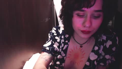 Snapshot of sunshinehella chatting on December 2024 10:17:02 AM Hella online show from December 2024 10:17:02 AM