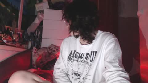 Snapshot of sunshinehella chatting on January 2025 01:32:01 PM Hella online show from January 2025 01:32:01 PM