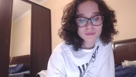 Snapshot of sunshinehella chatting on January 2025 06:52:01 PM Hella online show from January 2025 06:52:01 PM