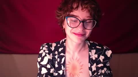 Snapshot of sunshinehella chatting on September 2025 01:11:02 PM Hella online show from September 2025 01:11:02 PM