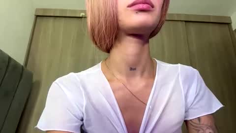 Snapshot of sunshinelizzy chatting on March 2026 07:56:01 AM Valentina online show from March 2026 07:56:01 AM