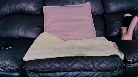 Thomas online show from January 2025 04:26:01 AM