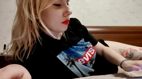 Annie online show from December 2024 03:08:01 PM